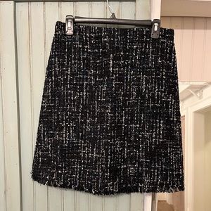 Beautiful, textured Loft Skirt